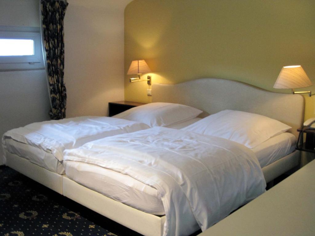 Haus Litzbrueck Düsseldorf Room photo
